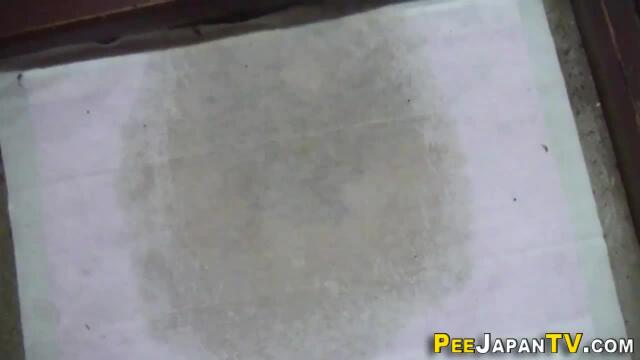 deviant japanese 18 age teen urinates
